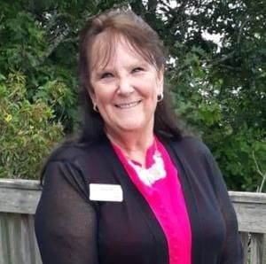 Meet your Posher, Angie